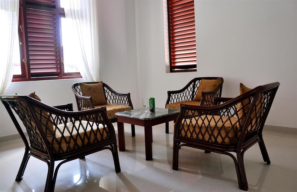 Harris Villa Hikkaduwa Habitación foto