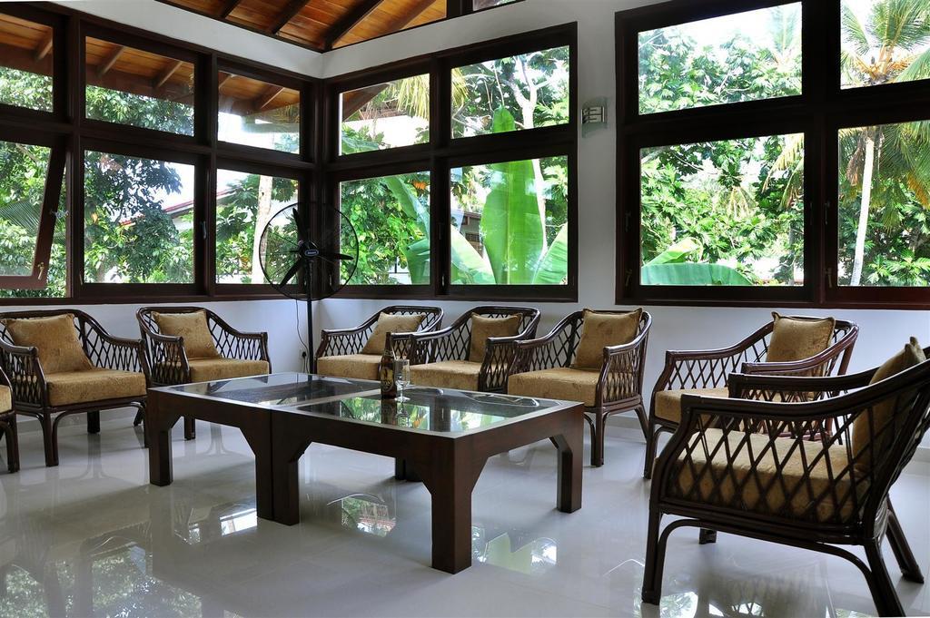 Harris Villa Hikkaduwa Habitación foto